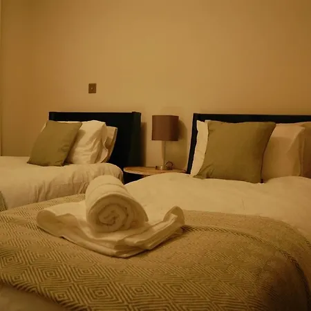 2bed In Centre Villa
