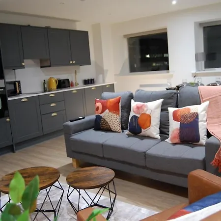 2bed In Centre Villa Leeds (West Yorkshire)
