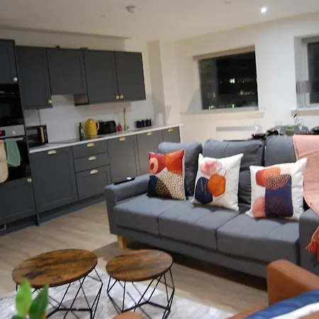 Villa 2bed In Centre Leeds (West Yorkshire)
